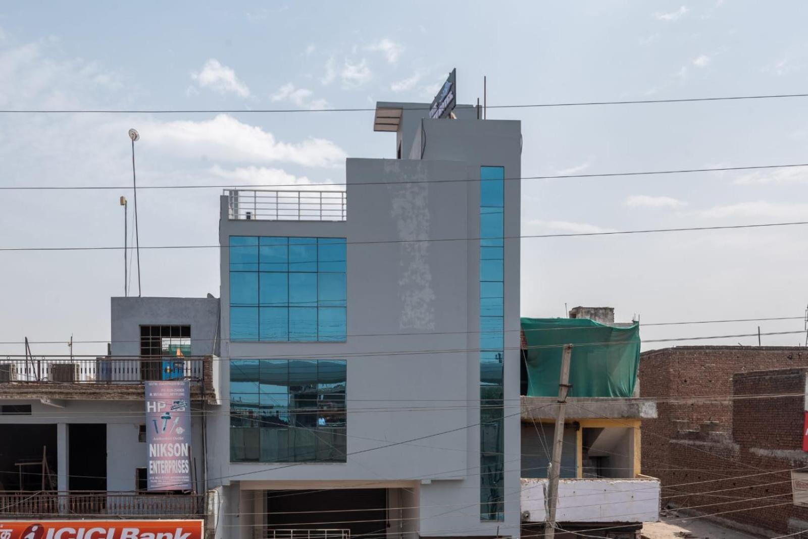 The Setu Hotel & Resorts Faridabad Exterior foto